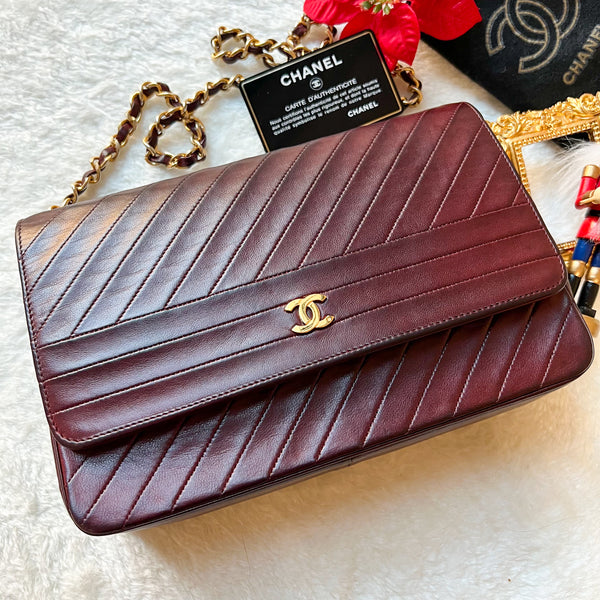 Vintage Chanel Single Flap Bag - Burgundy x Gold 003