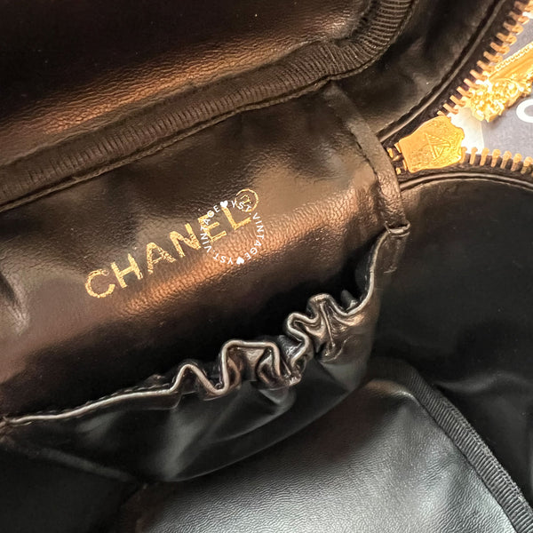 Vintage CHANEL Vertical Vanity Bag - Lambskin Black 008