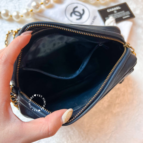 Vintage Chanel Square Camera Bag With Tassel - Navy 002