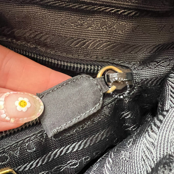 Vintage Prada Quilted Nylon & Saffiano Shoulder Bag - Dark Green*Gold