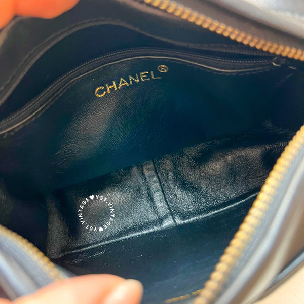 Vintage Chanel Camera Bag With Tassel - Black (Princess Diana Style)