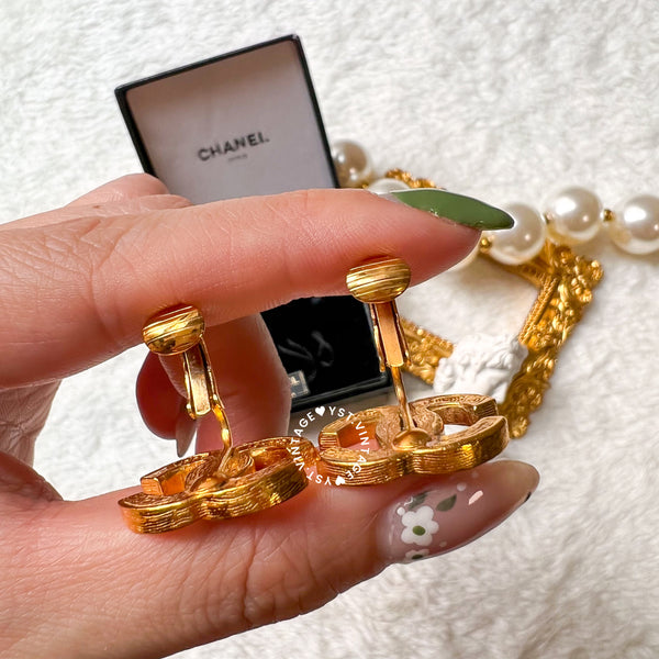 Vintage Chanel 24KGP and Rhinestone 1980s Coco Mark Ear Clips 003