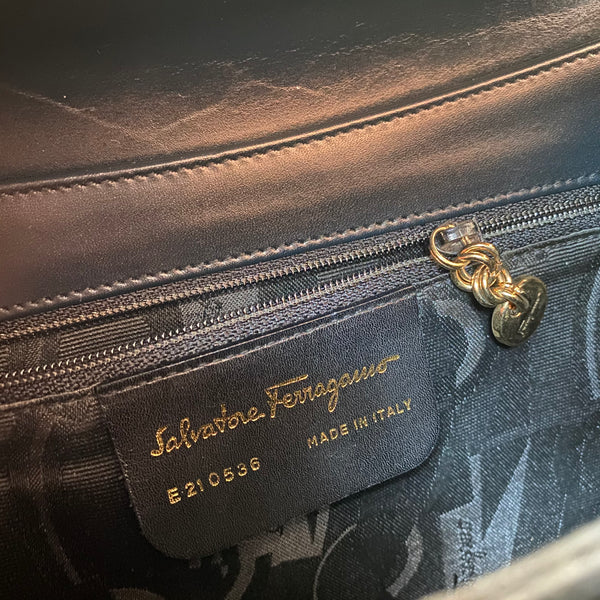 Vintage Salvatore Ferragamo Gancini 2-way (M Size) - Black