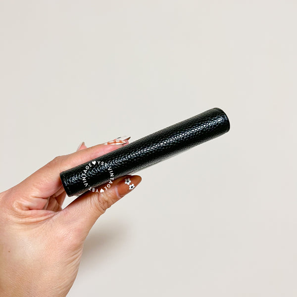 Vintage Chanel Caviar Coco Card Holder - Black 004