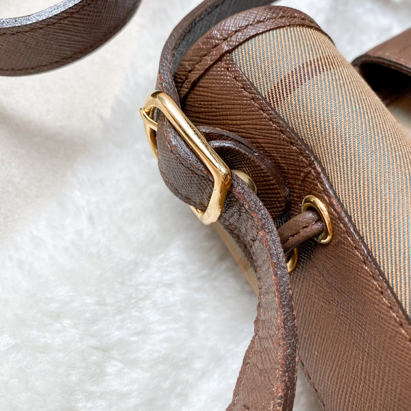 Vintage Burberrys Bucket Bag