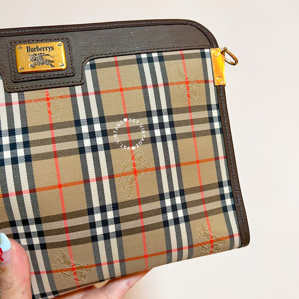Vintage Burberrys Clutch 002