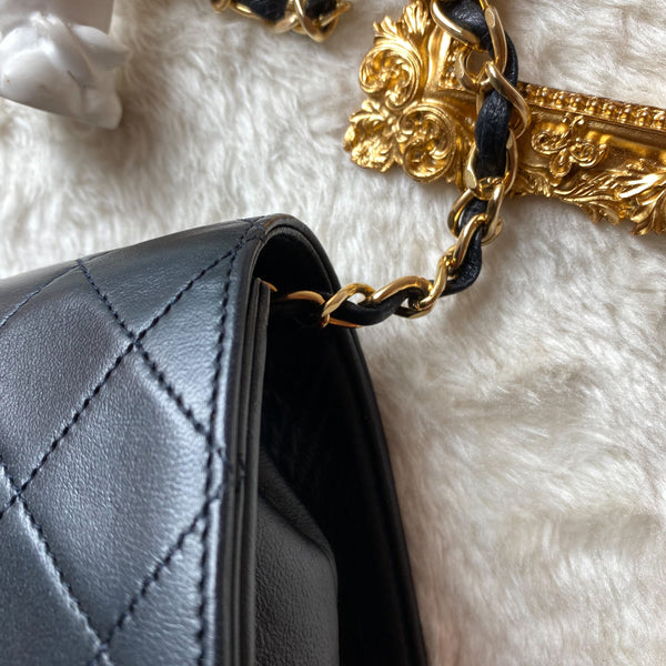 Vintage Chanel Push-Lock 22cm Square Flap Bag - Navy x Gold