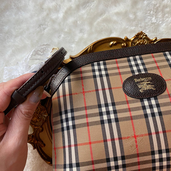 Vintage Burberrys Clutch