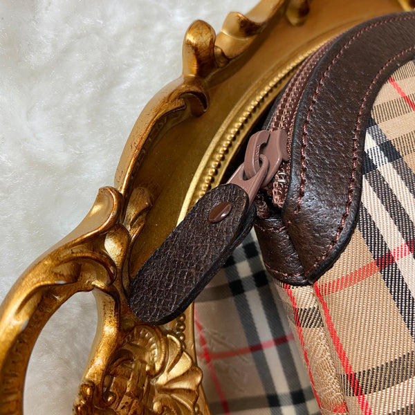 Vintage Burberrys Clutch