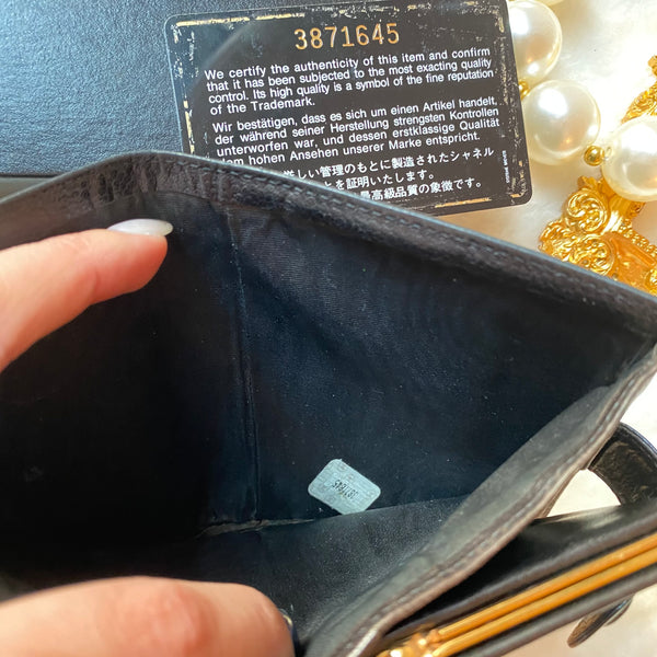 Vintage Chanel Caviar Coco Short Wallet