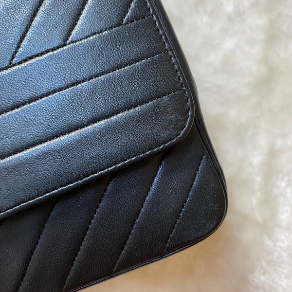 Vintage Chanel Single Flap Bag - Navy x Gold