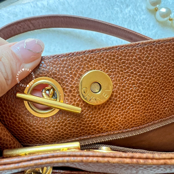 Vintage Chanel Coco Mark Caviar Shoulder Bag - Caramel Brown