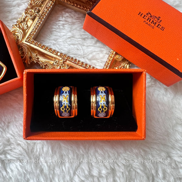 Vintage HERMÈS Émail Shippo H Pattern Ear Clips - Navy