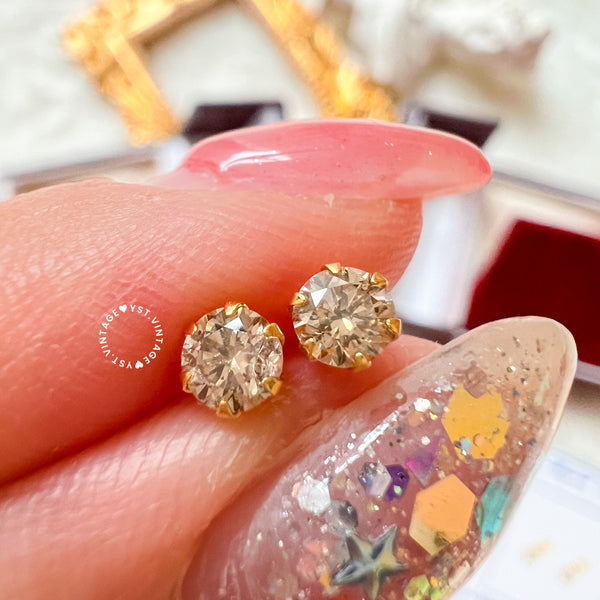 / pre-order / Japanese Diamond 0.4ct Earrings with cert