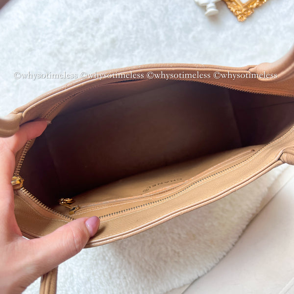 【May 1 Auction】 Vintage Chanel Caviar Medallion Hilton Tote - Dark Beige