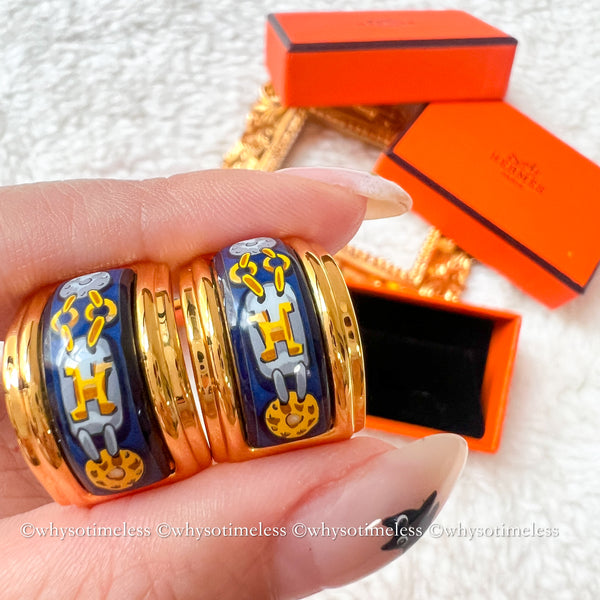 Vintage HERMÈS Émail Shippo H Pattern Ear Clips - Navy