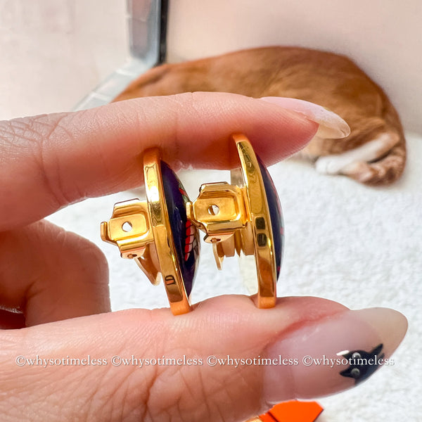 Vintage HERMÈS Émail Shippo Chinese Vase Pattern Ear Clips - Navy