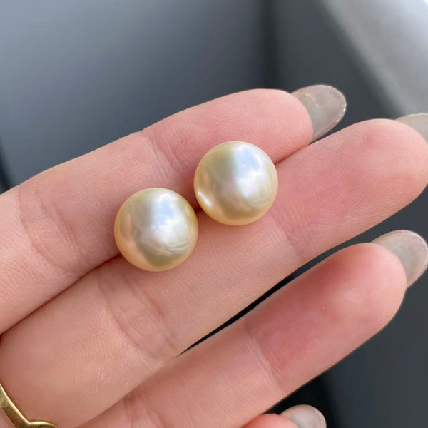 【Pre-order】11-12mm 南洋金珠 18KYG Earrings
