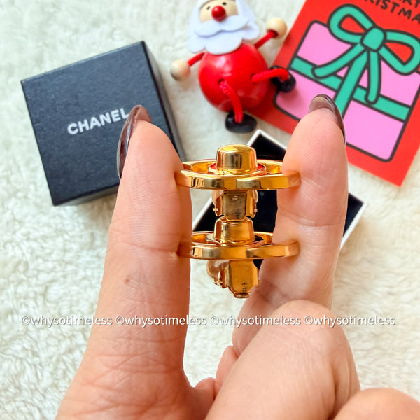 Vintage Chanel Turn-lock Coco Mark Ear Clips - 96A Size L