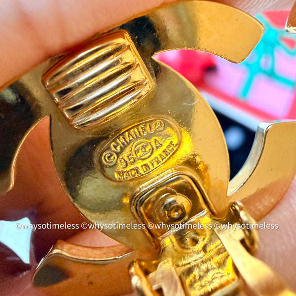 Vintage Chanel Turn-lock Coco Mark Ear Clips - 96A Size L