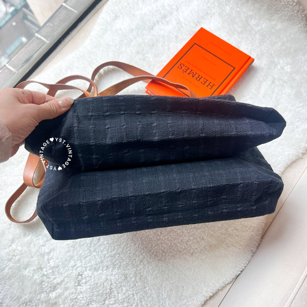 【HKD1 Auction】 Vintage Hermès Ahmedabad Cabas II Poche - Navy