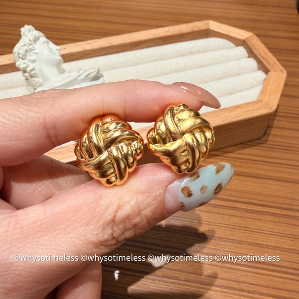 Vintage Monet 1980’s Love Knot Ear Clips