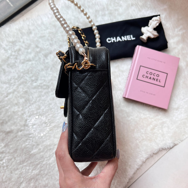 Vintage CHANEL Caviar Camera Bag with Golden Ball - Black