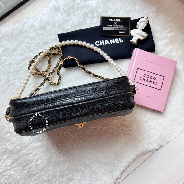 Vintage CHANEL Caviar Camera Bag with Golden Ball - Black