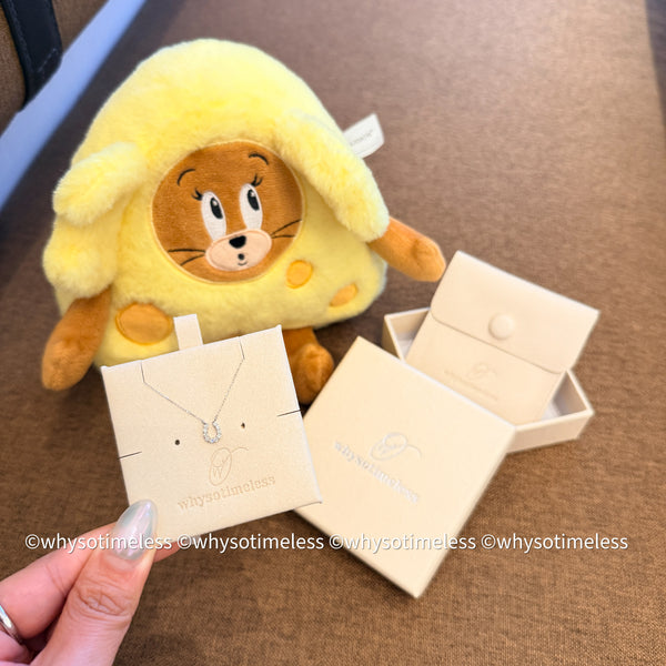 0.10ct Natural Diamond Horseshoe Shape PT Necklace