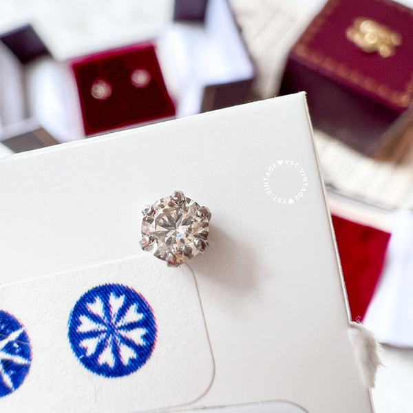 【pre-order】Japanese Diamond 0.2ct/ 0.3ct Earrings with cert