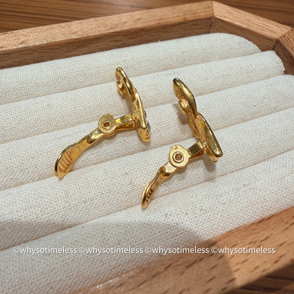 Vintage Monet 1980’s Rhinestones Ribbon Dance Ear Clips