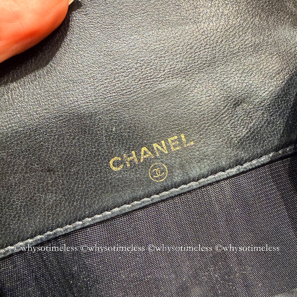 Vintage Chanel 2004-05'S Caviar Coco Short Wallet - Black 006