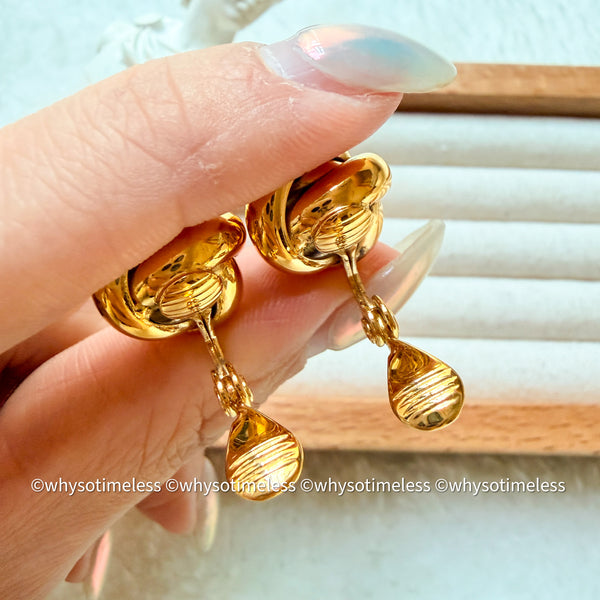 Vintage Monet 1980’s Trinity Ear Clips