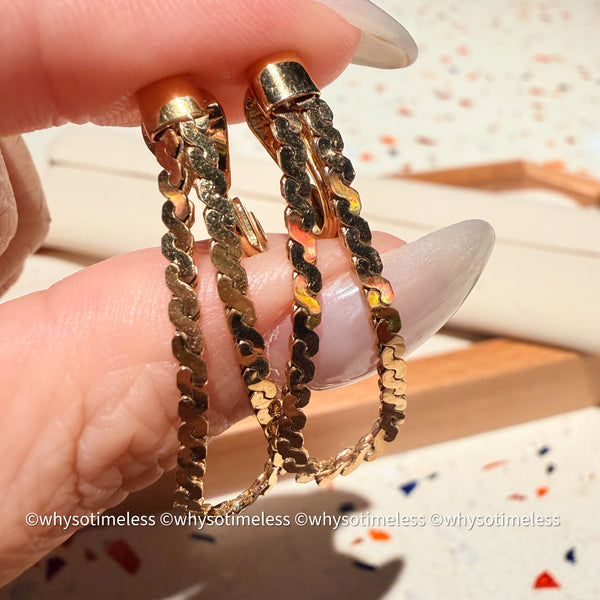 Vintage Monet 1980’s Shinning Ear Clips