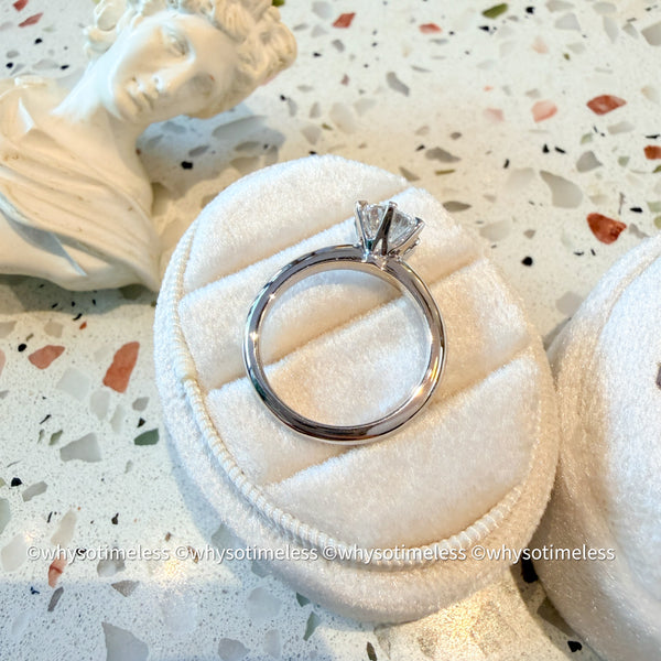 【Pre-order】1.50ct Round Cut Lab Grown Diamond 10KWG Ring