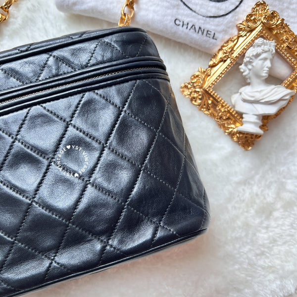 【20%OFF】Vintage Chanel Mini Vanity With 24KGP Bijoux Chain - Black