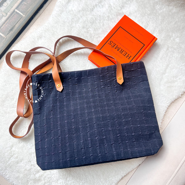 【HKD1 Auction】 Vintage Hermès Ahmedabad Cabas II Poche - Navy