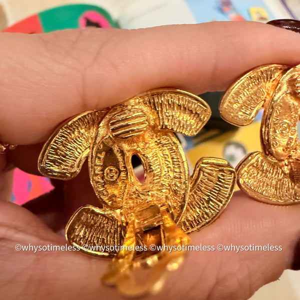 Vintage Chanel 24KGP Quilted Bird Motif Ear Clips