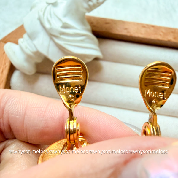 Vintage Monet 1980’s Shell Shape Ear Clips