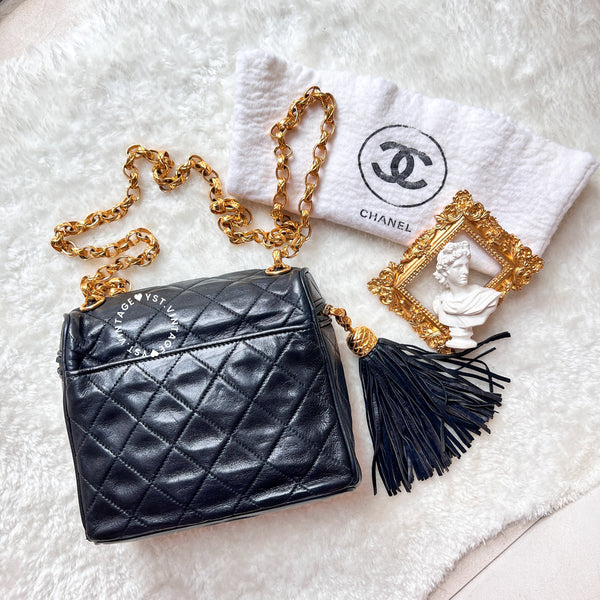 【20%OFF】Vintage Chanel Mini Vanity With 24KGP Bijoux Chain - Black