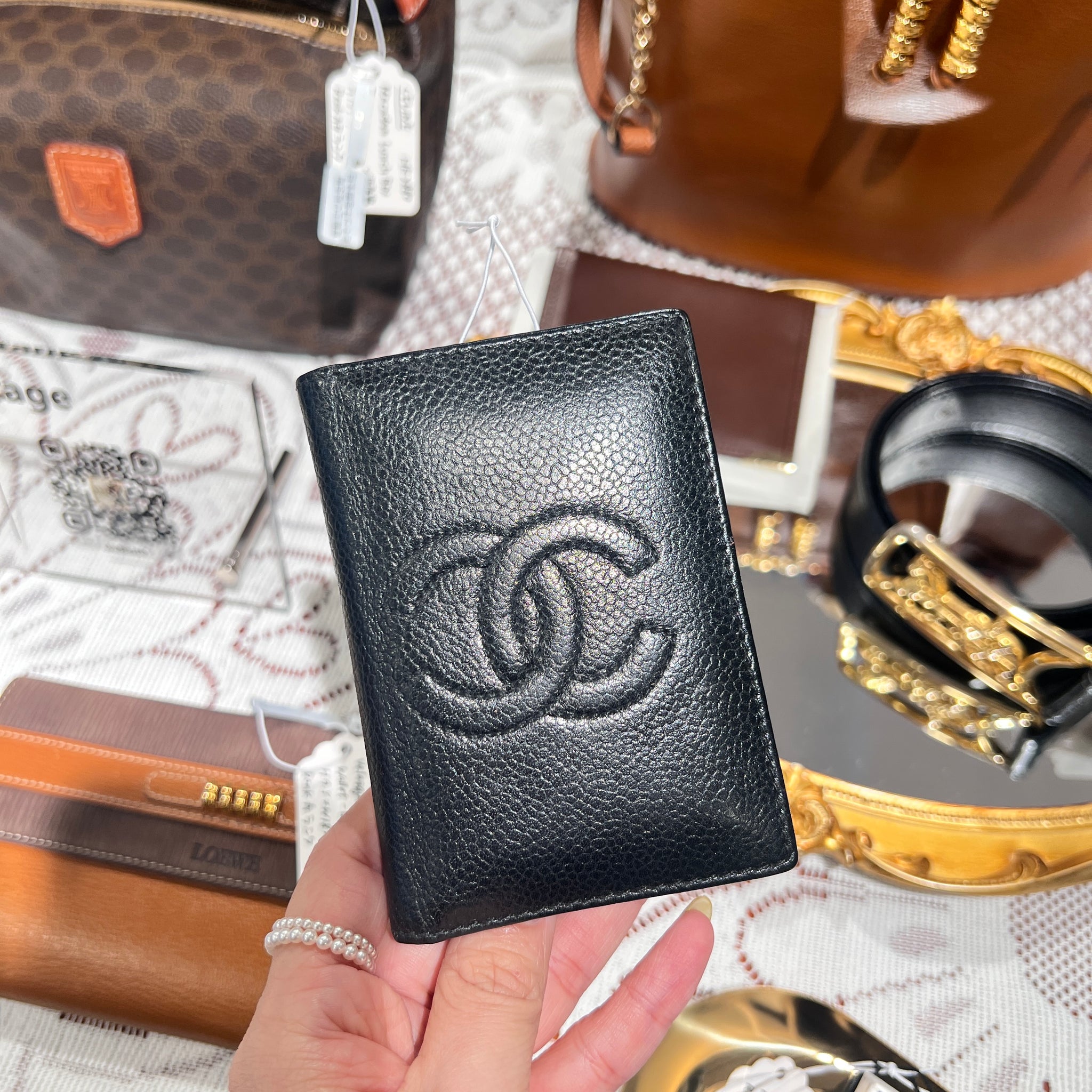 Vintage Chanel Caviar Coco Card Holder - Black 005