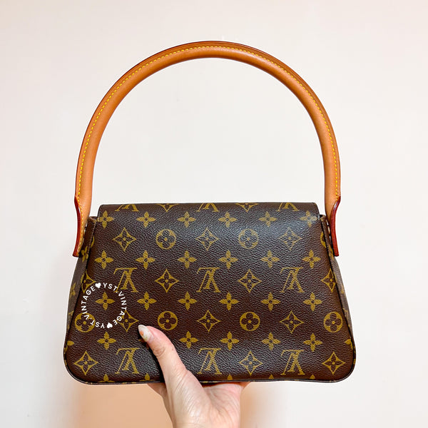 Vintage LV Looping