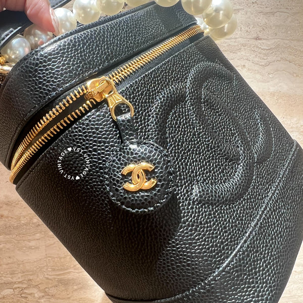 Vintage CHANEL Vertical Vanity Bag - Caviar Black 007