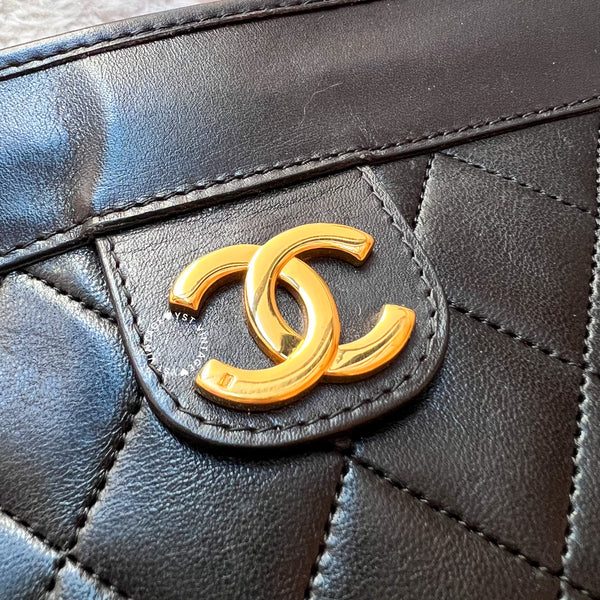 Vintage Chanel 1980's Clutch - Black