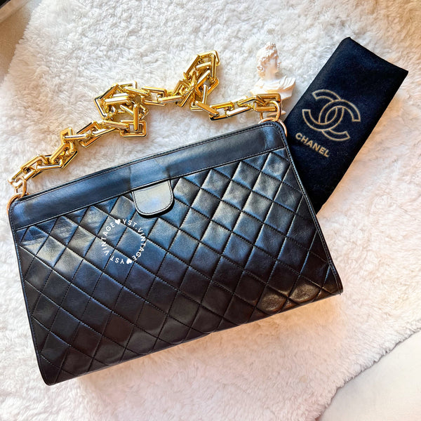 Vintage Chanel 1980's Clutch - Black