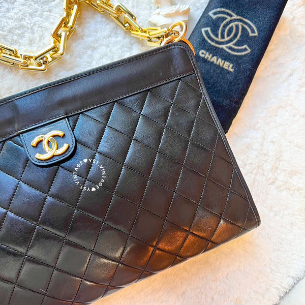 Vintage Chanel 1980's Clutch - Black