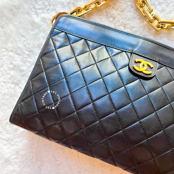 Vintage Chanel 1980's Clutch - Black