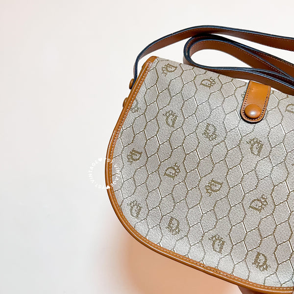 【35%OFF】Vintage Dior Honeycomb Bobby - Beige