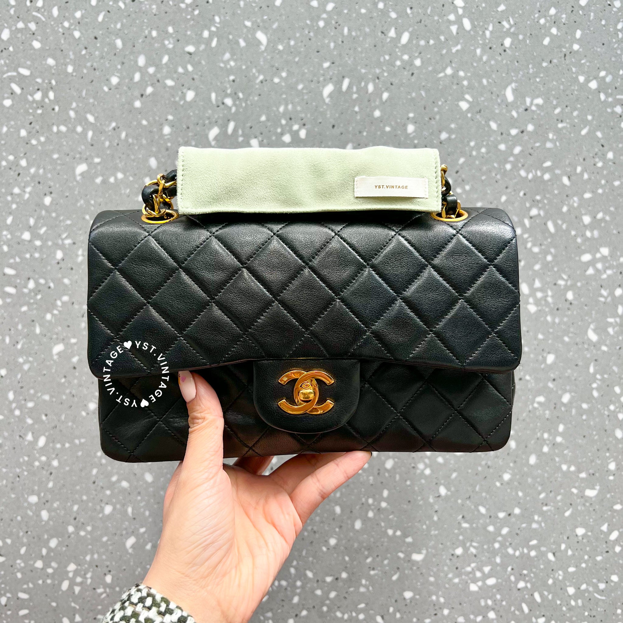 Vintage Chanel Small Classic Flap Bag CF23 - Black 002 – YST.vintage