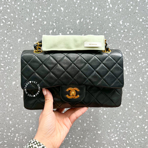 Vintage Chanel Small Classic Flap Bag CF23 - Black 002